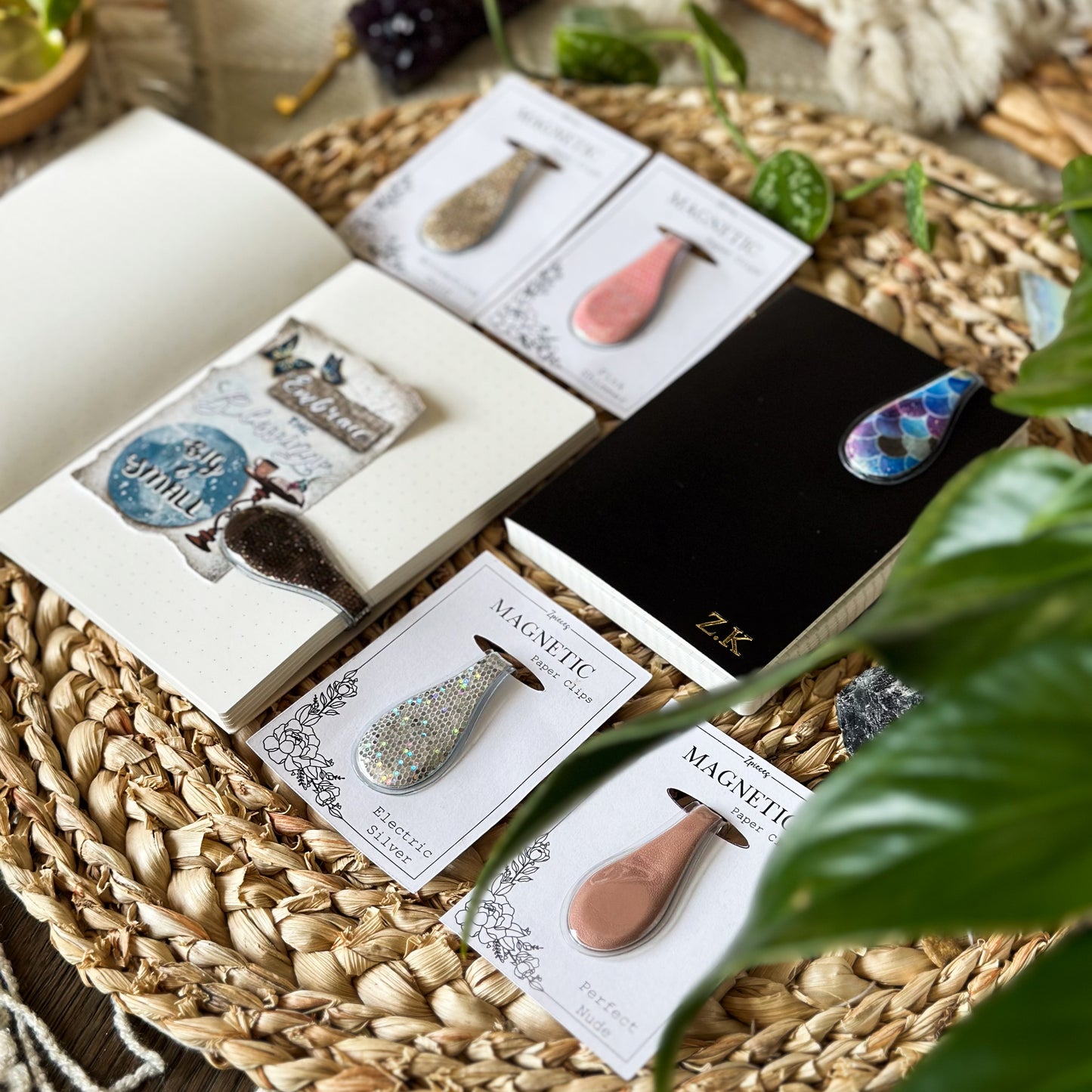 Pink Magnetic Paper Clip | Bookmark